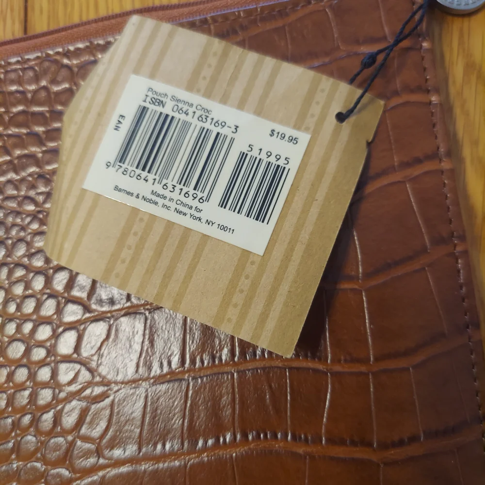 Barnes & Noble Brown Croc-Embossed Binder 9.25x12.25